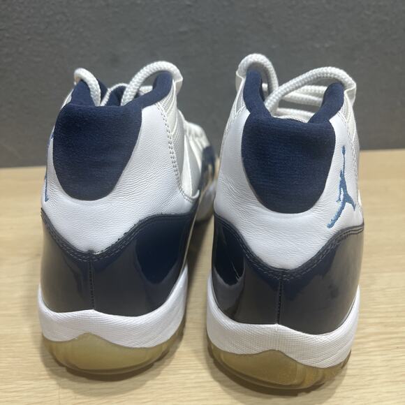 Jordan 11 UNC Win Like 82 Lightly Worn OG All (378037-123) Blue/White Size 10.5 main image 11
